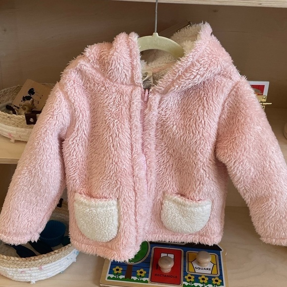 Tucker + Tate Reversible Shearling Hoodie Jacket Baby Girl 24 month Pink/White - Picture 2 of 9